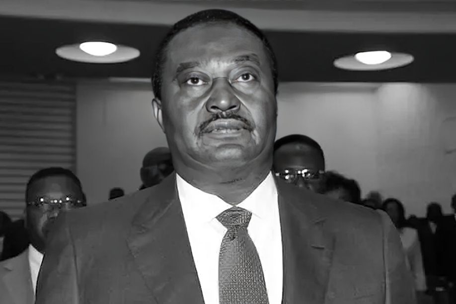 João Lourenço o criou comissão para organização das exéquias de ex-vice-PR