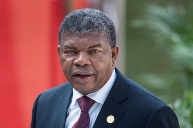 A grande ilusão de João Lourenço