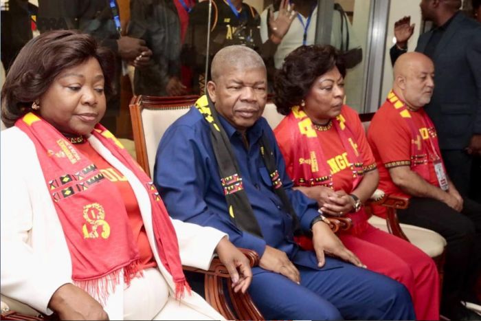 "A mensagem é clara": João Lourenço vaiado no AfroBasket