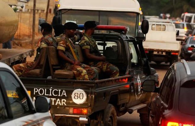 Cabinda: Activista e advogado levados a tribunal