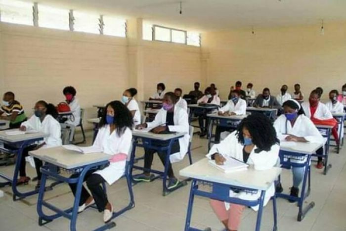 PR autoriza despesas de 80,9 milhões de dólares para reabilitação de escolas em Luanda