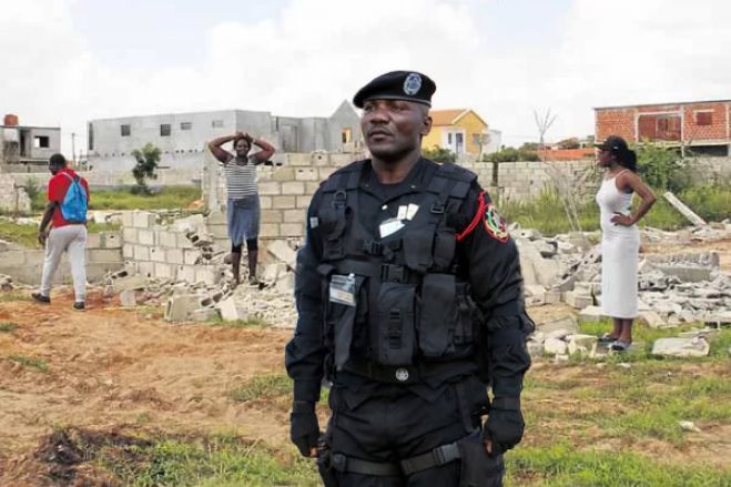 SOS Habitat acusa autoridades angolanas de não cumprirem decisões judiciais