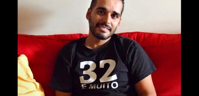 Angolanos "começam, pouco a pouco, a ganhar o hábito de reivindicar"