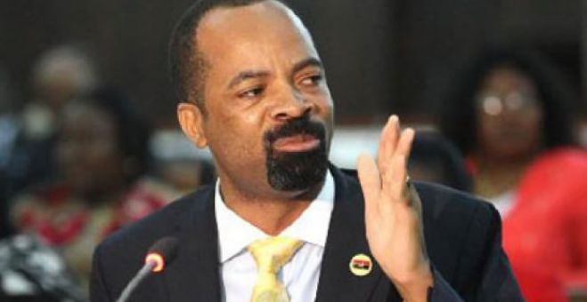 João Pinto, jurista e deputado pela bancada do Mpla