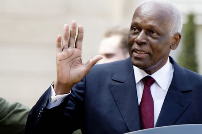 Condecorações: Há quem tenha saudades de Eduardo dos Santos