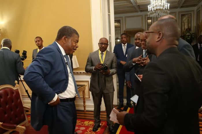 Contexto político e económico obriga JLO a ‘fugir’ da imprensa