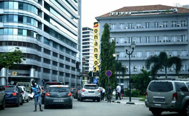 Sonangol recusa acusações de discriminação de angolanos por contratar expatriados