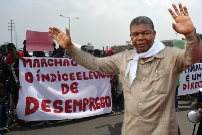 João Lourenço repete ações do passado no segundo mandato - analista