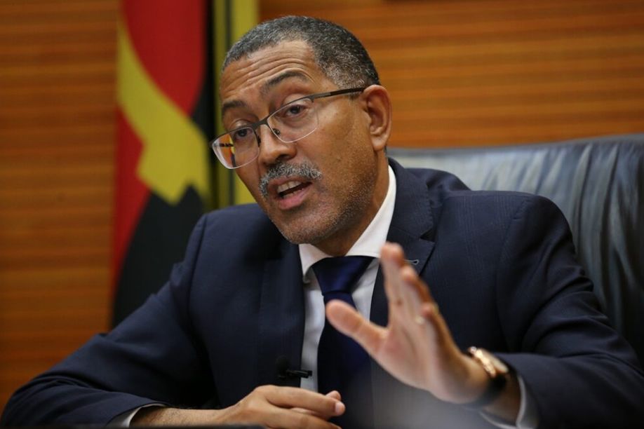 Experiência de Angola na OPEC "não foi boa" - ministro