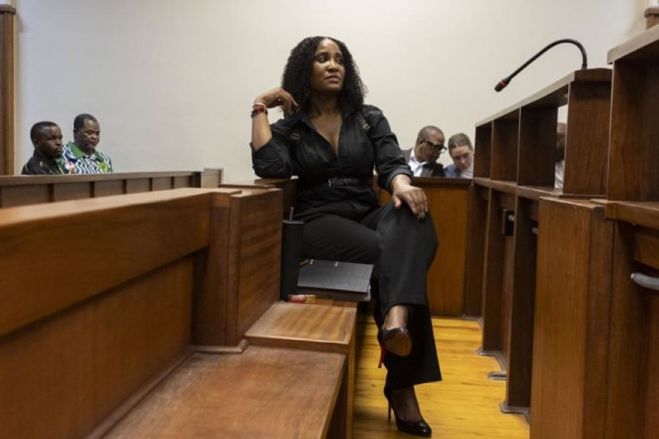 Deputada filha do ex-Presidente sul-africano demite-se devido ao caso russo-ucraniano