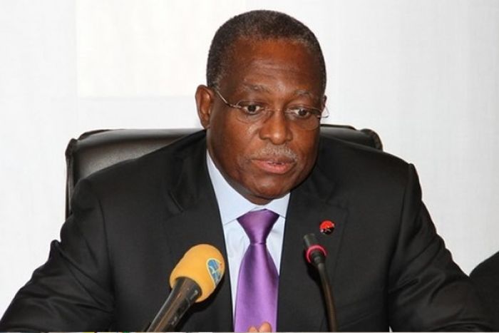 Manuel Vicente alega que denúncia sobre apropriação de 193 M€ é manobra de diversão