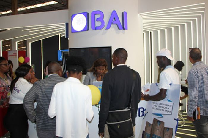 Empréstimos dos bancos em Angola deverá cair de 28,4% em 2019 para 9,8% este ano