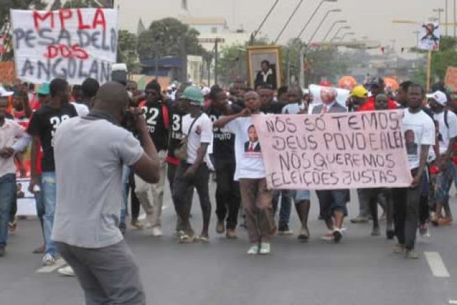 Manifestação saiu à rua em Benguela pedindo libertação de ativistas angolanos