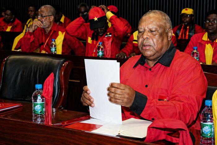 Higino Carneiro avança com manifesto e posiciona-se como candidato estruturado à liderança do MPLA