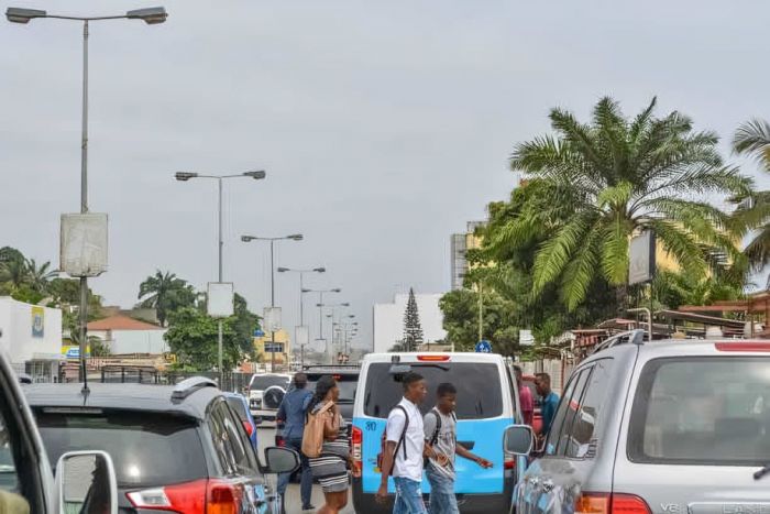 Angola entre a dívida e o desenvolvimento: um estado em modo de sobrevivência financeira