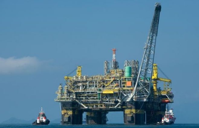 Angola subirá exportação de petróleo para 1,8 milhões de barris diários em fevereiro