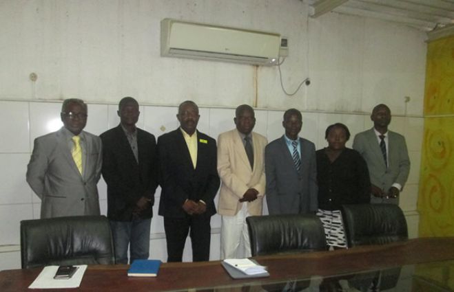 Deputados da CASA-CE recebe delegação de Autonomista Lunda Tchokwe