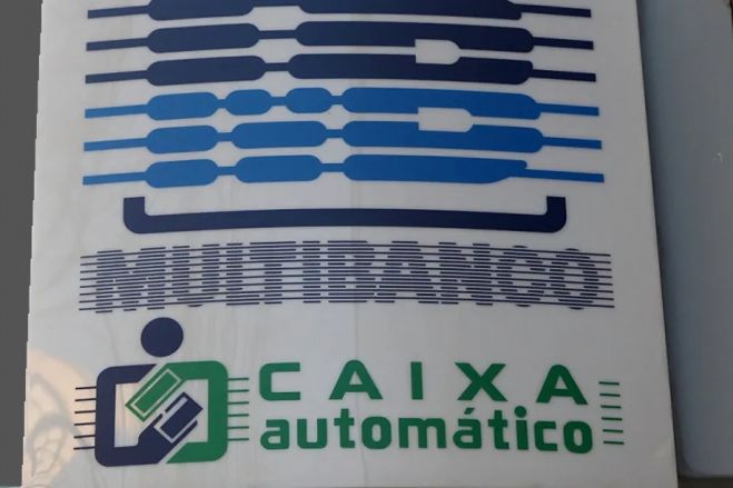 Angola vai alargar rede Multibanco para aumentar acesso a serviços financeiro