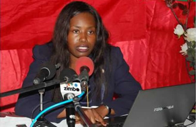 Quem controla Angola é Eduardo dos Santos, diz deputada da UNITA