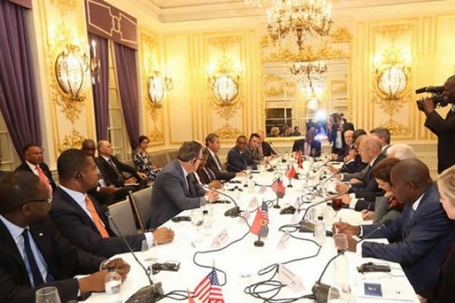 Executivo anuncia medidas para combater lavagem de dinheiro