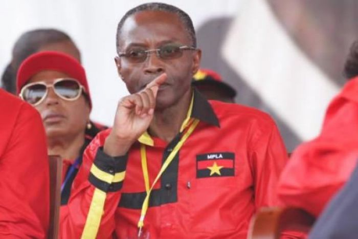 O vice-Presidente da República processa jornalistas do jornal ''Liberdade''