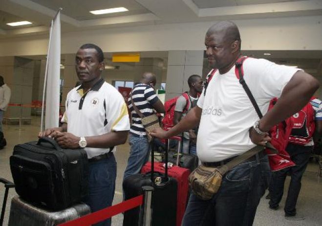Passageiros com febre à chegada ao aeroporto de Luanda passam a quarentena
