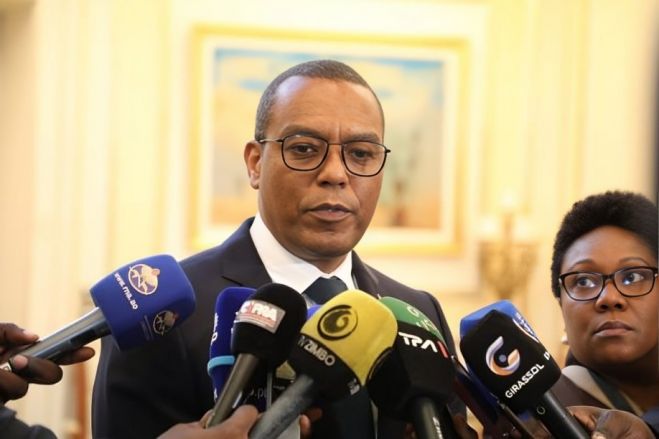 Ministro Lima Massano "absolutamente tranquilo" sobre suspeita de crime de peculato