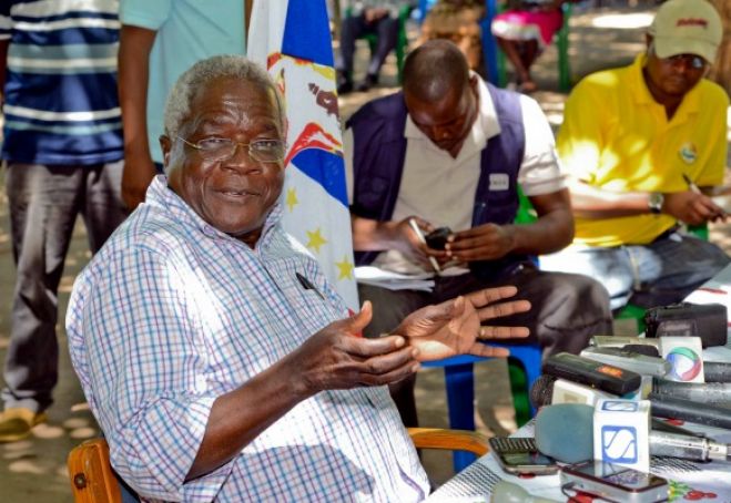 Líder da Renamo acusa Frelimo de o querer matar