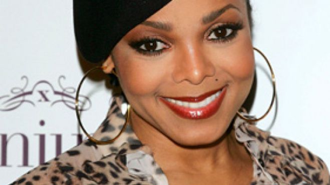 Janet Jackson: "Não tenho cancro. Estou em recuperação"