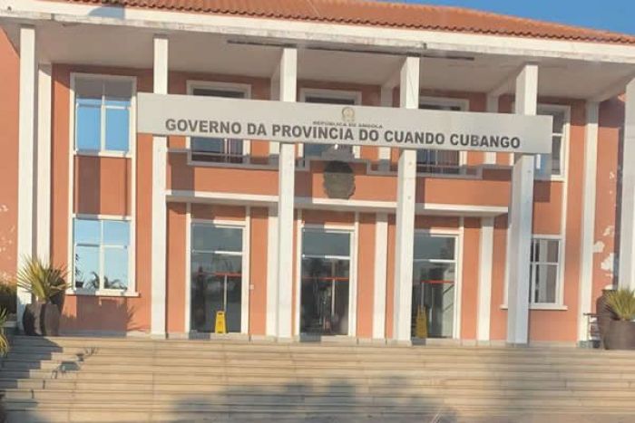 PGR promete investigar denúncias de corrupção