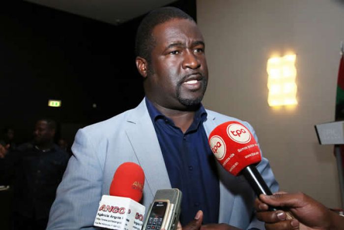 Liberty Chiyaka desiste da corrida à liderança da UNITA