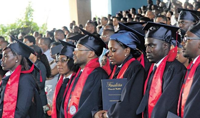 Ministério do Ensino Superior ordena fecho "compulsivo" de instituto superior em Luanda