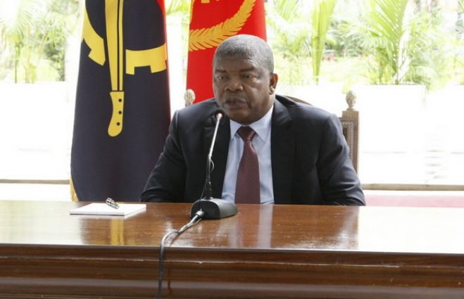 João Lourenço espera que José Eduardo dos Santos cumpra promessa de sair em 2018