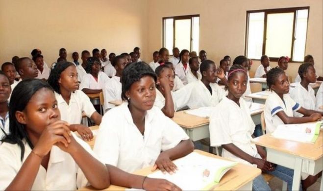 Há professores a cobrar subornos para dar boas notas aos alunos