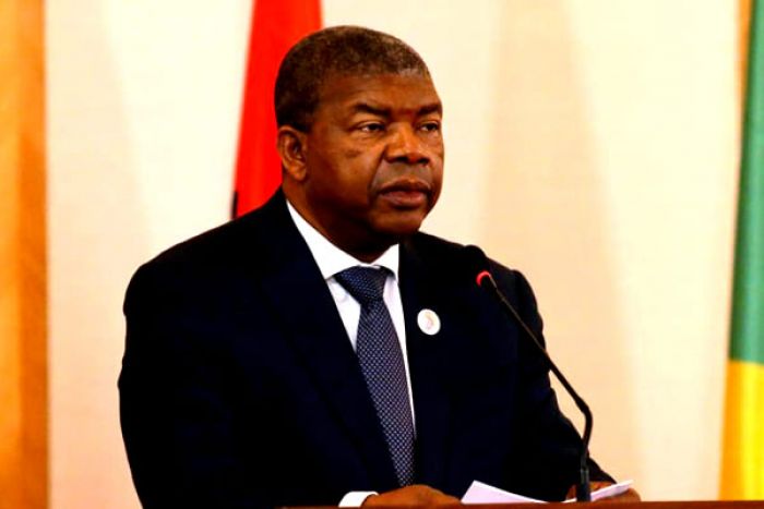 Ironia: "Angola está a aprender a lidar com diferenças" - João Lourenço