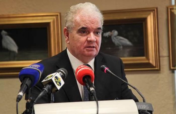 "Parece-me que se está a criar um novo "grupo de bajuladores" do novo Presidente"