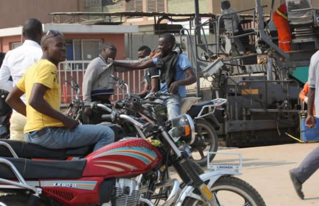Kupapatas detidos por se manifestarem
