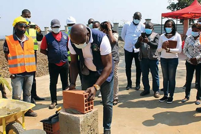 Governo lança primeira pedra da refinaria do Soyo com conclusão prevista para 2025