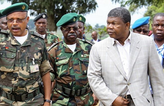 O ministro da Defesa Nacional, João Lourenço