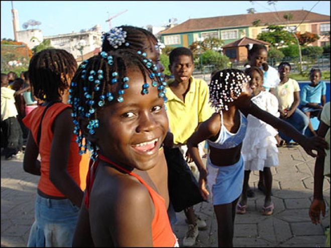 Guiné-Bissau e Angola entre os dez países mais perigosos para se nascer