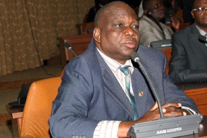 Rádio Despertar censura Jornalista Makuta Nkondo.