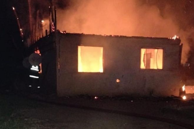 António Venâncio ex-candidato à liderança do MPLA perde vários familiares num incêndio em Luanda