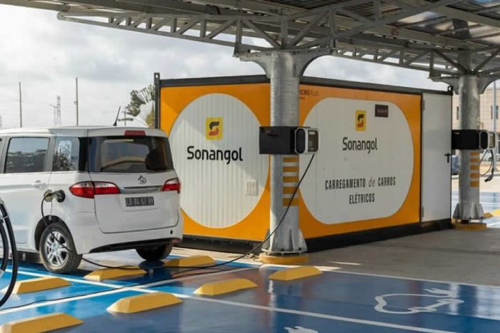 Sonangol abre primeira estação de carregamento de veículos eléctricos em Luanda