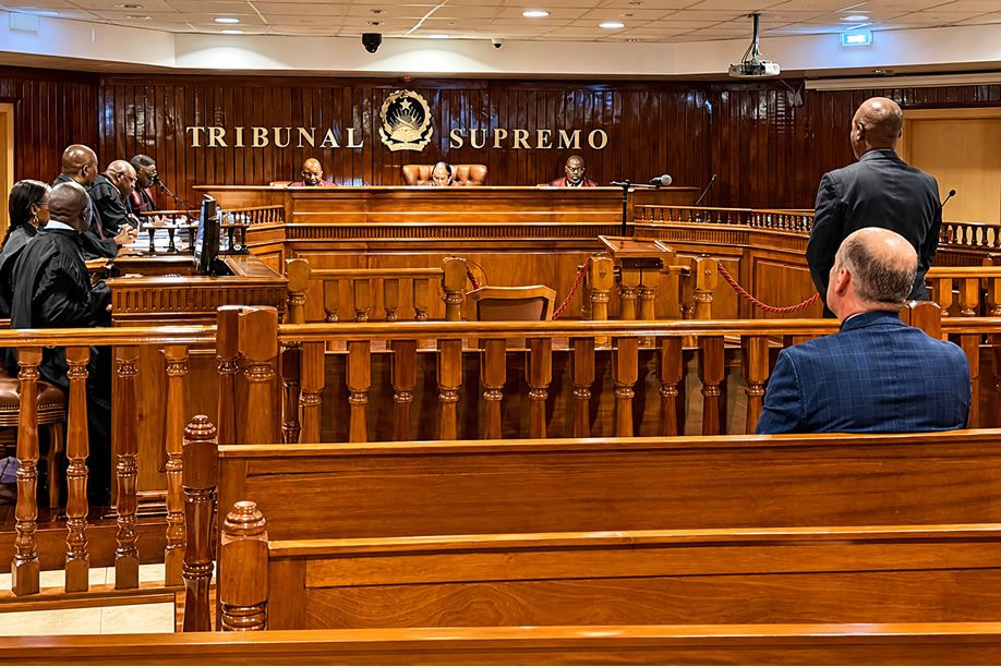 Tribunal Supremo julga juiz acusado de desbloquear contas bancárias de forma ilícita