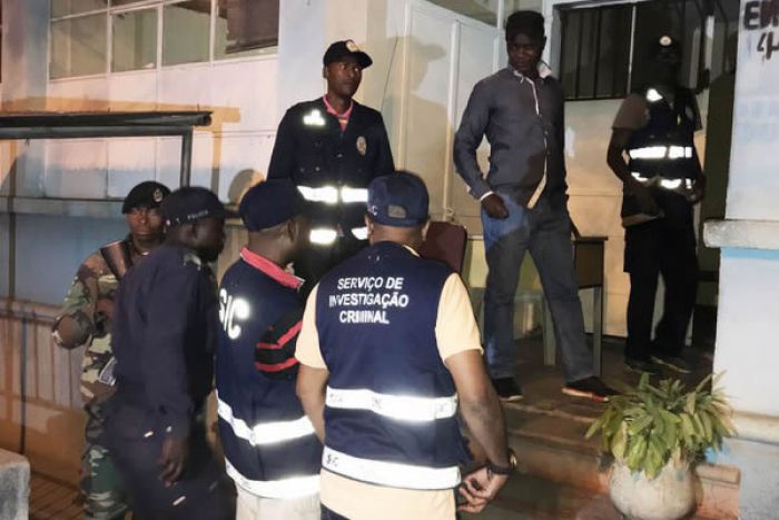 Três detidos em Luanda pela morte de 10 pessoas por ingestão de bebida "Caipirinha do Azar"