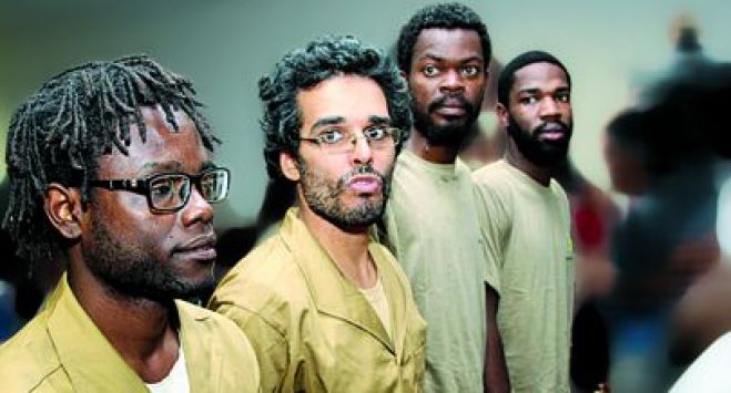 "O tribunal está a fazer em Angola não é uma notificação"