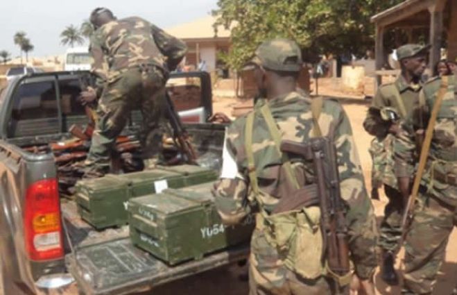 Angola corta mais de 17% nas despesas com Defesa e Segurança