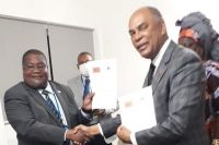 Lideres da UNITA e da Renamo de Moçambique denunciam "farsa eleitoral" em Angola