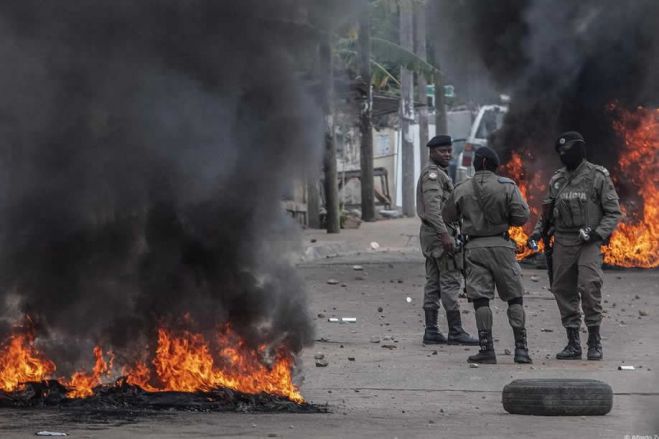 Moçambique: África do Sul pede "diálogo urgente" para superar violência nas ruas