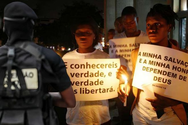 Polícia angolana trava vigília pela libertação dos presos políticos e detém vários jovens